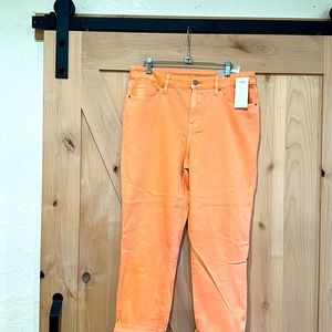 Chicos so slimming girlfriend slim leg crop pant